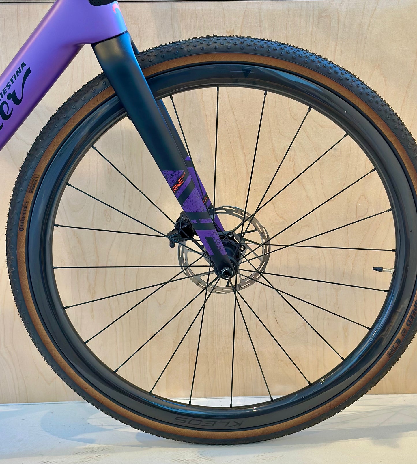 Wilier Rave SLR (Medium) - SRAM Force 2 x 12