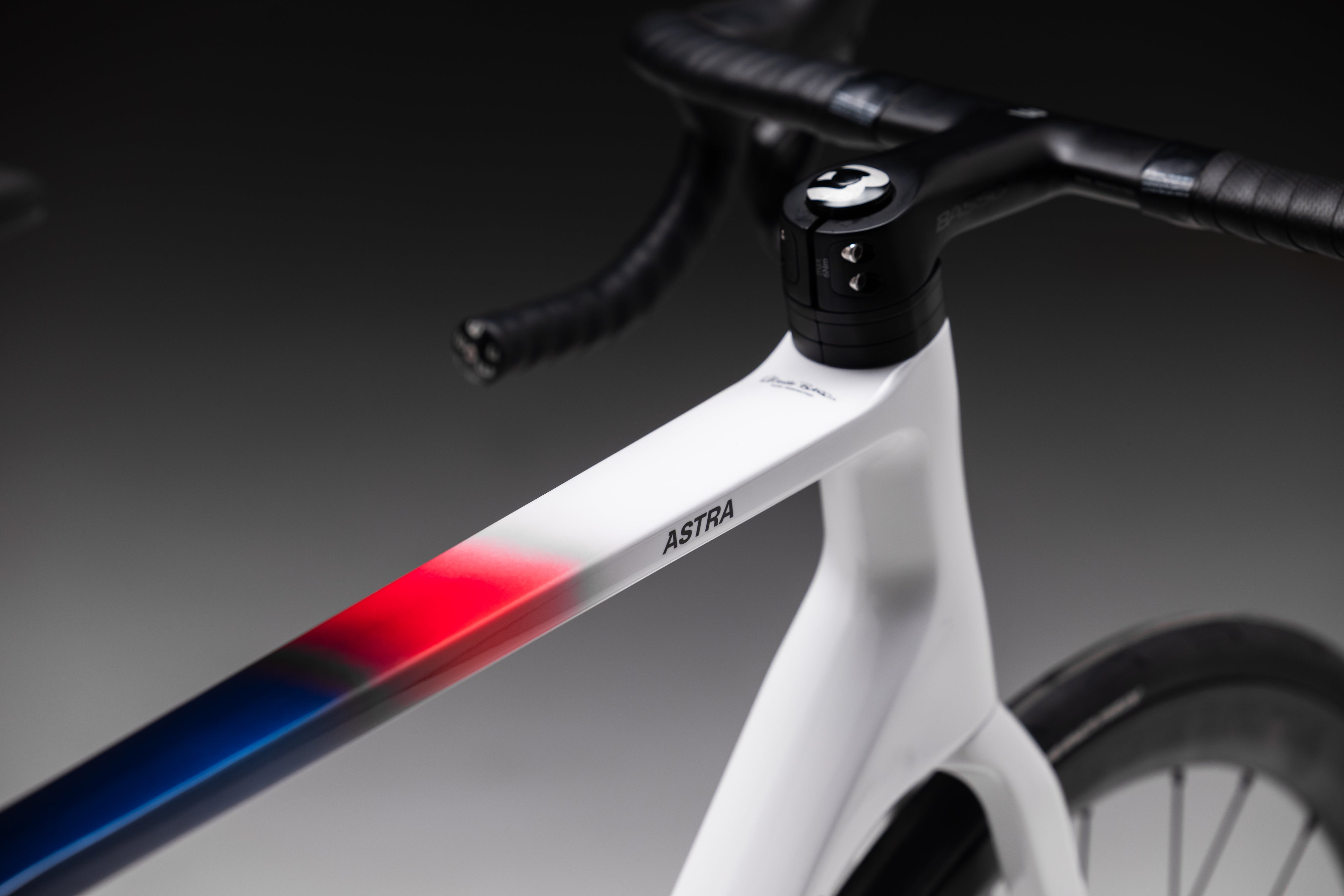 Basso Astra 2026 – False Flat