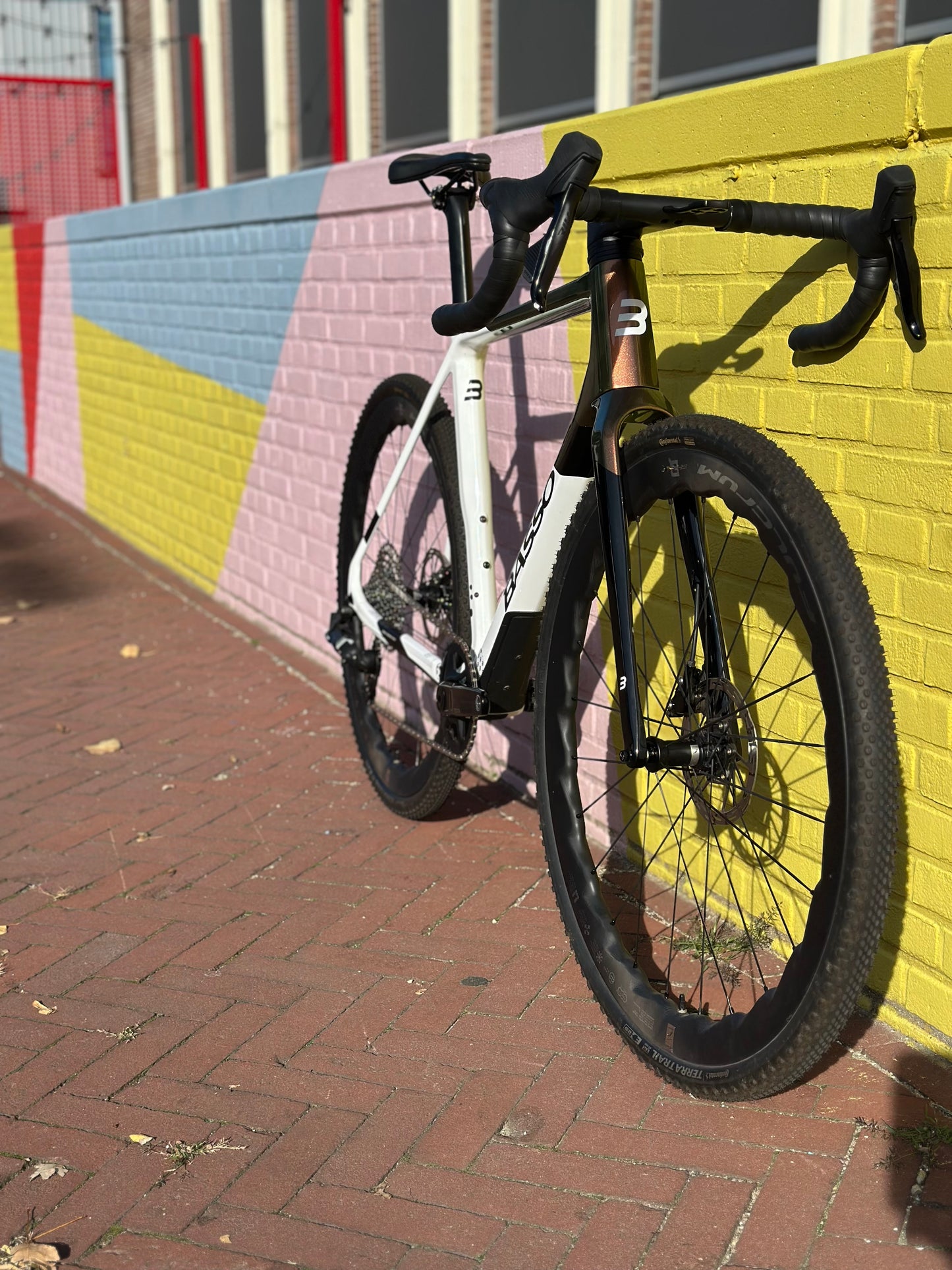 Basso Palta II (56) + Fulcrum Sharq + SRAM AXS 1x12